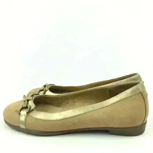 New Aerosoles Flats Sz 7.5 Beccarat Tan Gold Suede - Picture 4 of 8